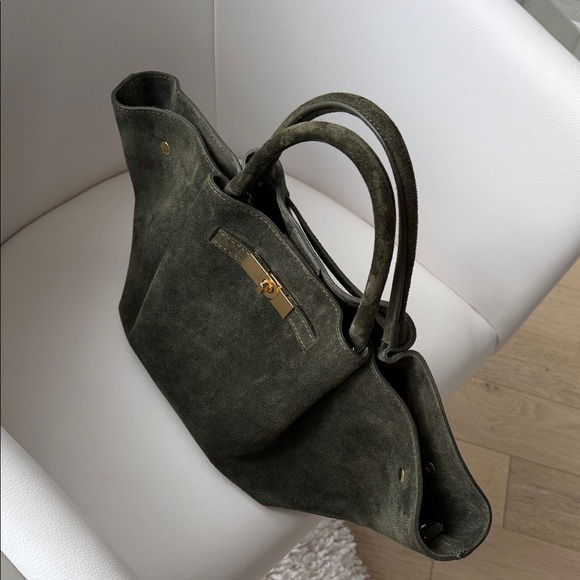 Chic Olive Green Suede Tote Bag - Picture 7 of 8